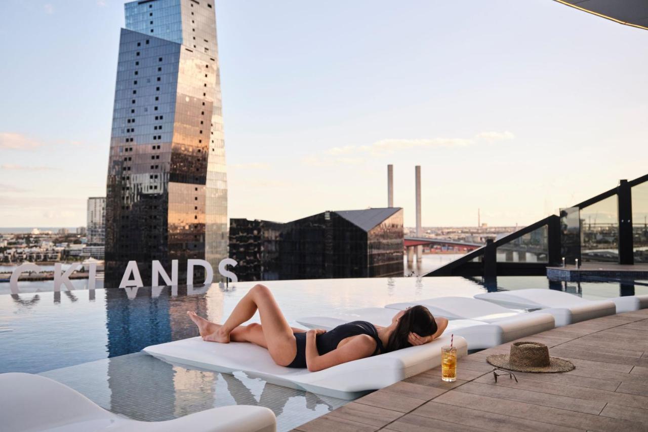 Melbourne Marriott Hotel Docklands Exteriör bild The rooftop pool at the Standard East Village